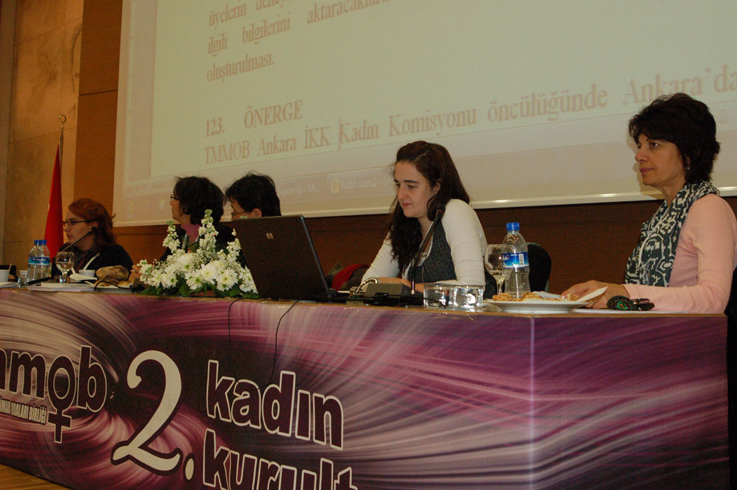 TMMOB 2. KADIN KURULTAYI 17 - 18 ARALIK 2011 TARİHLERİNDE ANKARA GERÇEKLEŞTİRİLDİ.