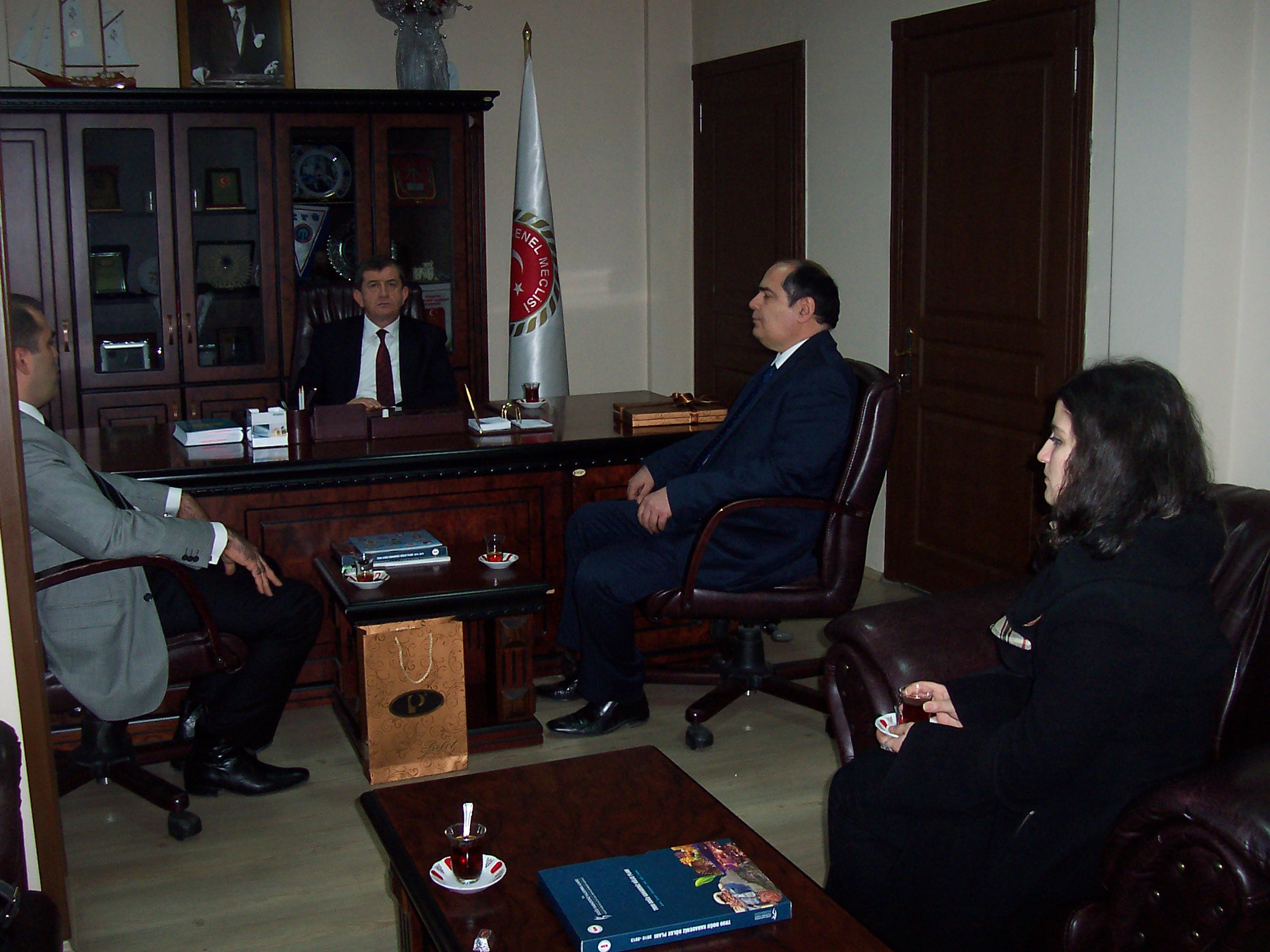 YÖNETİM KURULUMUZ TRABZON İL GENEL MECLİS BAŞKANI HAYDAR REVİ’Yİ ZİYARET ETTİ