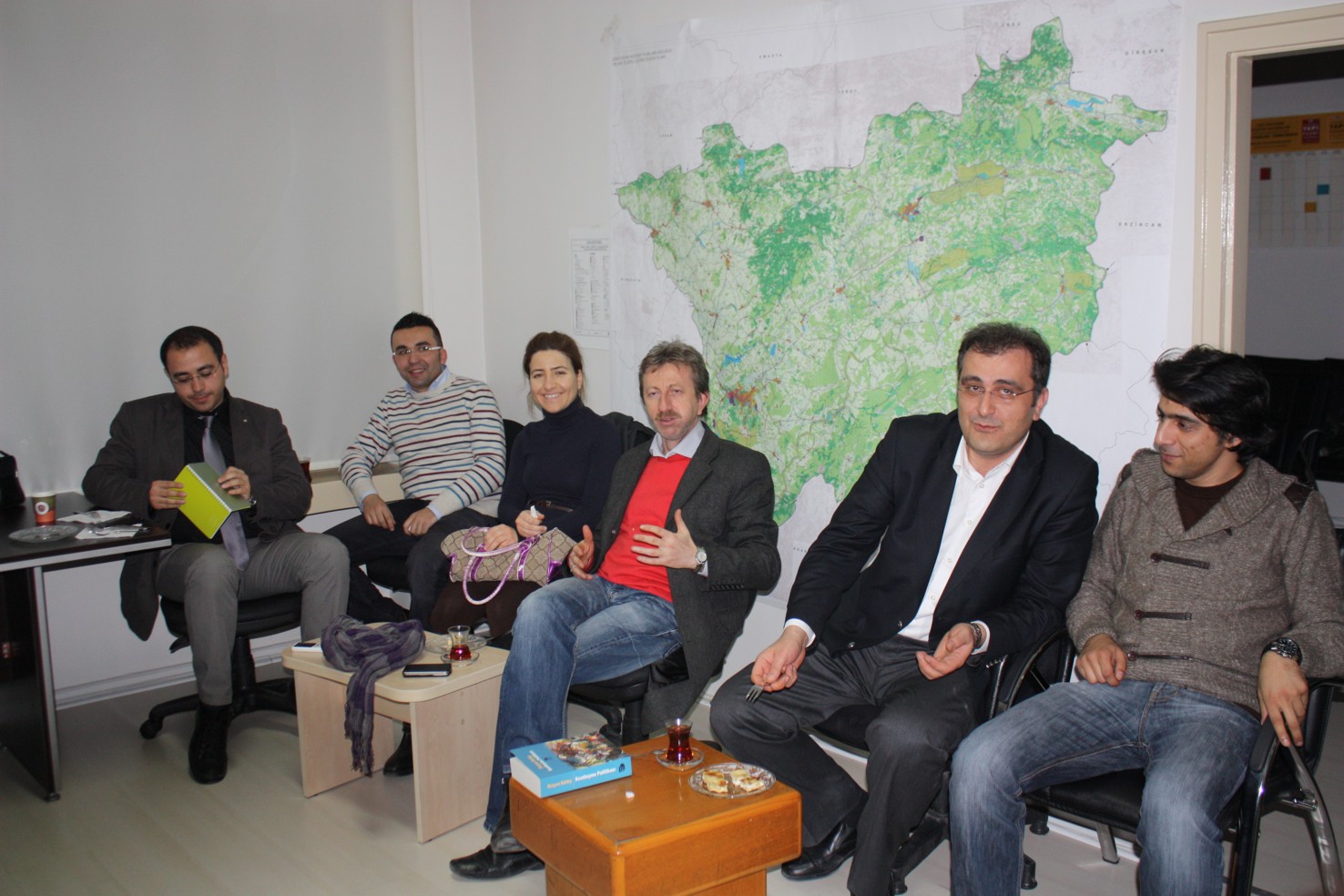 ŞUBE YÖNETİM KURULUMUZ DELEGELER, SERBEST ŞEHİRCİLİK HİZMETLERİ KOMİSYONU VE SERBEST ŞEHİRCİLERLE 13 MART 2012 TARİHİNDE TOPLANTI YAPTI