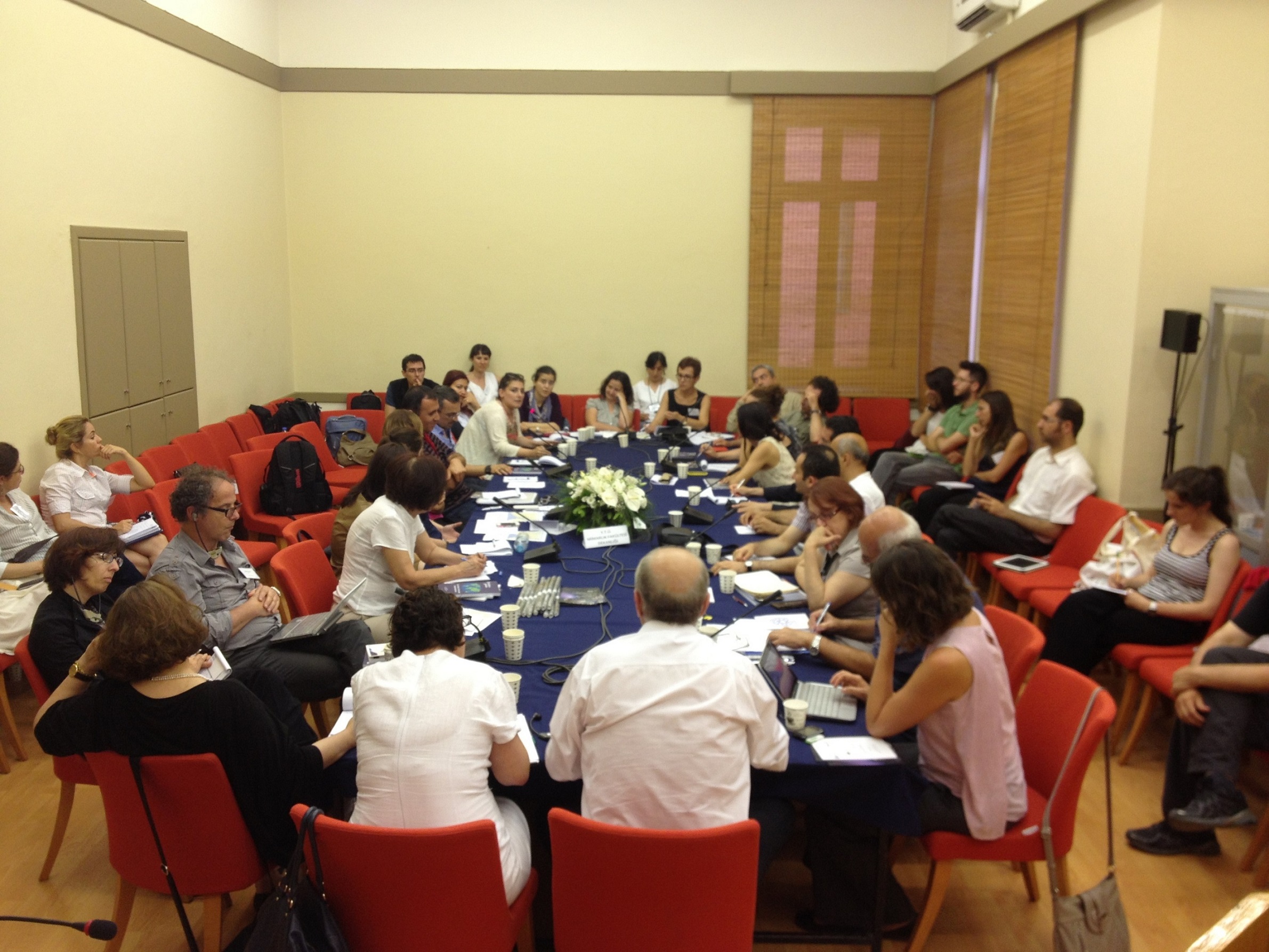 PLANLAMADA YENİ ARAYIŞLAR VE PLANLAMA EĞİTİMİ TEMALI TOPLANTI GERÇEKLEŞTİRİLDİ