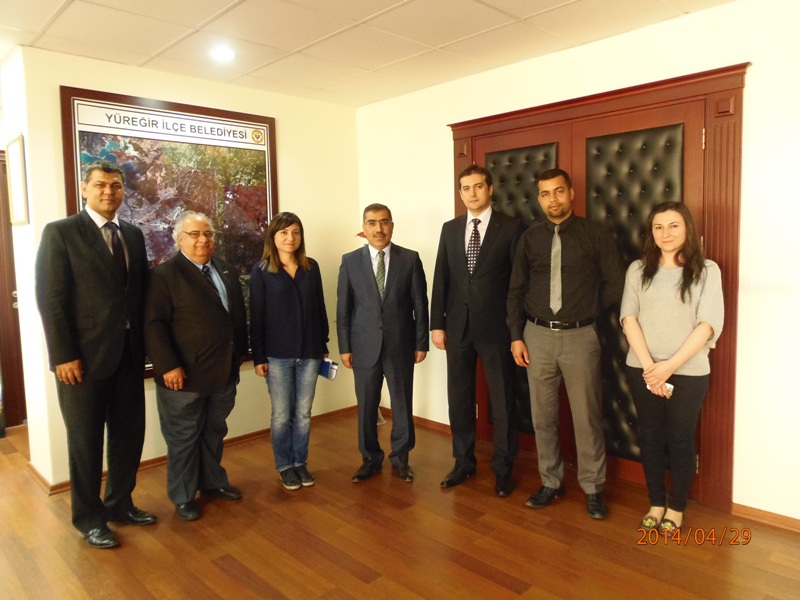 YÖNETİM KURULUMUZ YÜREĞİR BELEDİYE BAŞKANI MAHMUT ÇELİKCAN`I MAKAMINDA ZİYARET ETTİ 