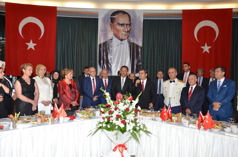 KAYSERİ VALİLİĞİ TARAFINDAN DÜZENLENEN 30 AĞUSTOS ZAFER BAYRAMI RESEPSİYONUNA KATILDIK