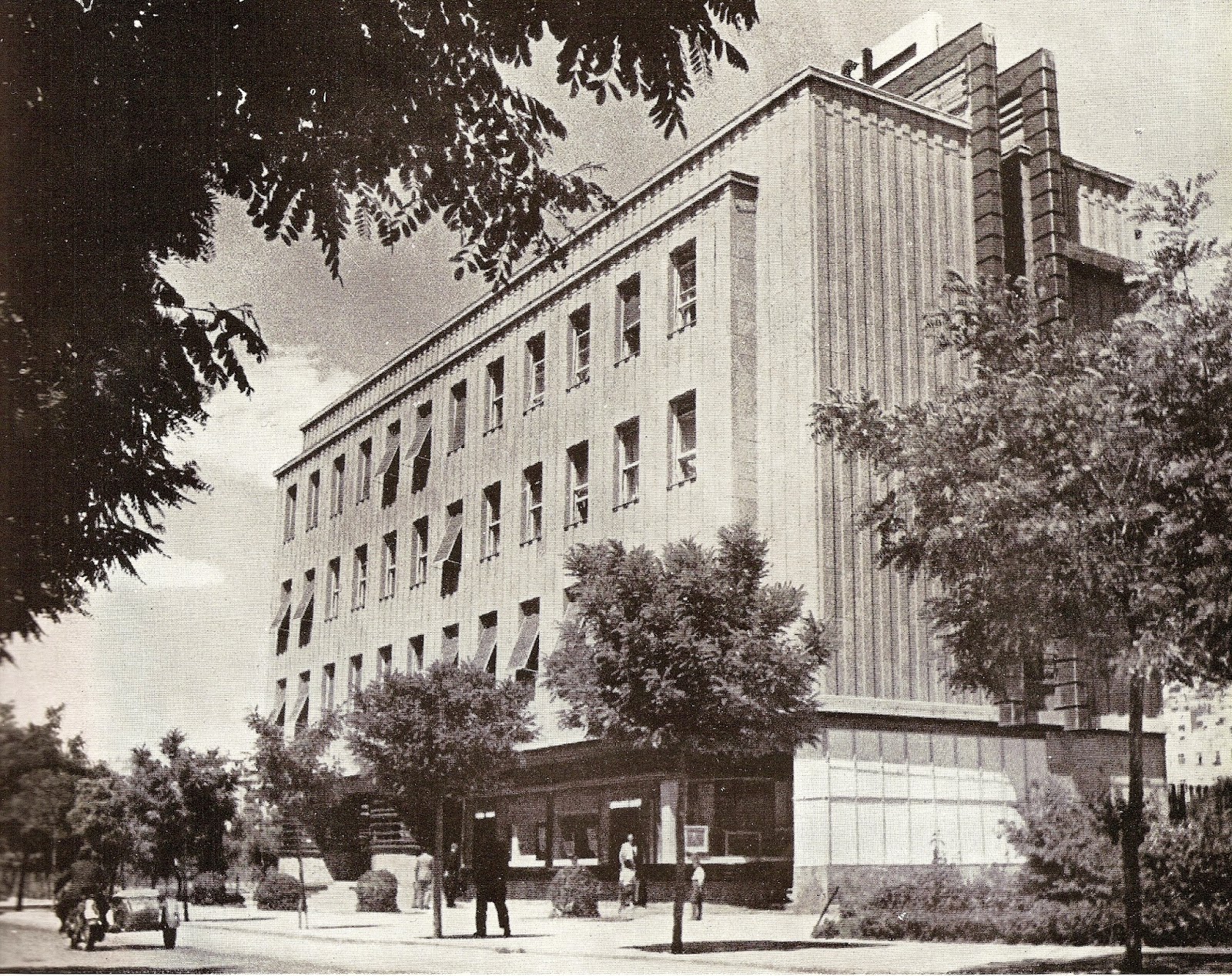 ULUS TARİHİ KENT MERKEZİ KORUMA AMAÇLI NAZIM İMAR PLANI VE İLLER BANKASI BİNASI`NIN TESCİLİ