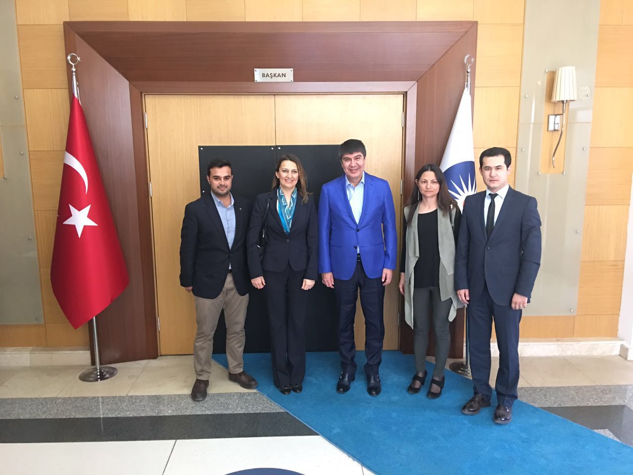 ŞUBEMİZ YENİ DÖNEM YÖNETİM KURULU ÜYELERİ ANTALYA BÜYÜKŞEHİR BELEDİYE BAŞKANI SN. MENDERES MEHMET TEVFİK TÜREL`İ MAKAMINDA ZİYARET ETTİ.