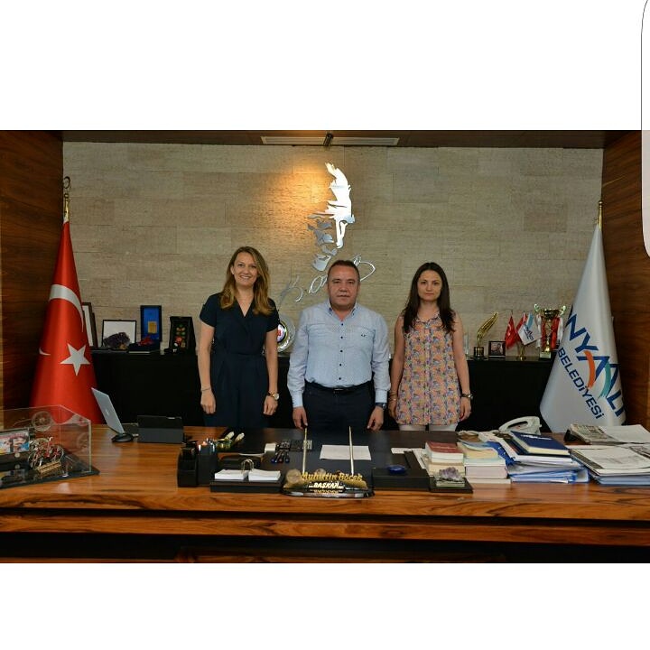 ŞUBEMİZ YENİ DÖNEM YÖNETİM KURULU ÜYELERİ KONYAALTI BELEDİYE BAŞKANI SN. MUHİTTİN BÖCEK`İ MAKAMINDA ZİYARET ETTİ.