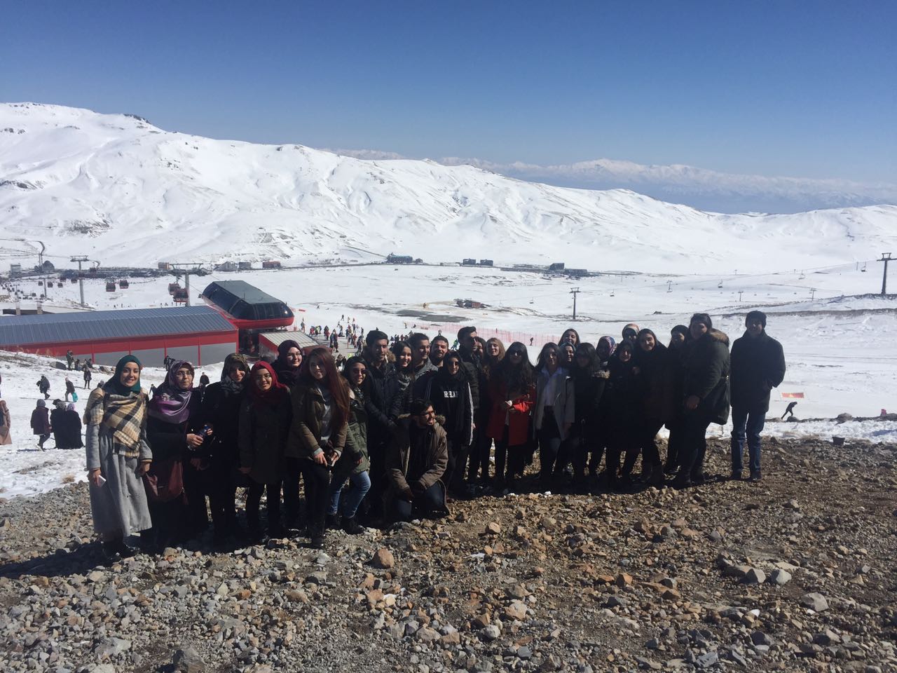 ÜYELERİMİZ VE ÖĞRENCİ ÜYELERİMİZLE BİRLİKTE ERCİYES KIŞ SPORLARI VE TURİZM MERKEZİ`NE TEKNİK GEZİ DÜZENLEDİK