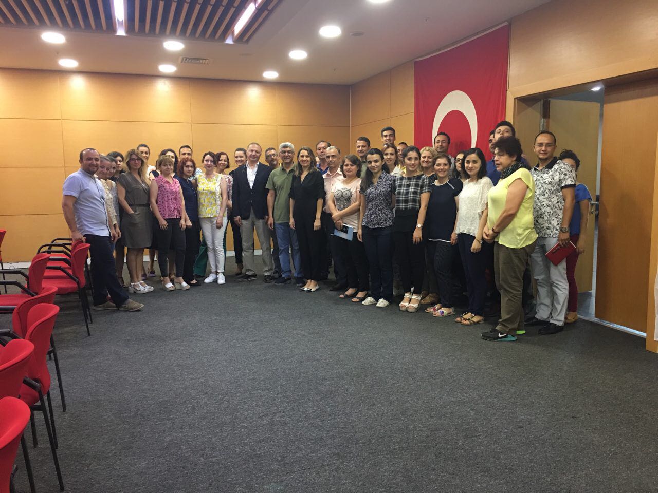 05.07.2017 TARİHİNDE ANTALYA BÜYÜKŞEHİR BELEDİYESİ`NDE DÜZENLENEN ANTALYA MERKEZ 1/25000 ÖLÇEKLİ NAZIM İMAR PLANI BİLGİLENDİRME TOPLANTISINA ÜYELERİMİZLE BİRLİKTE KATILDIK.