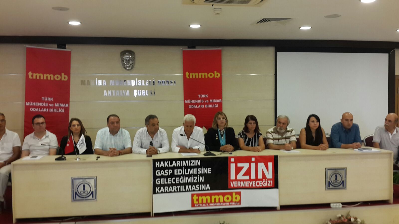 HAKLARIMIZIN GASPEDİLMESİNE, GELECEĞİMİZİN KARARTILMASINA İZİN VERMEYECEĞİZ