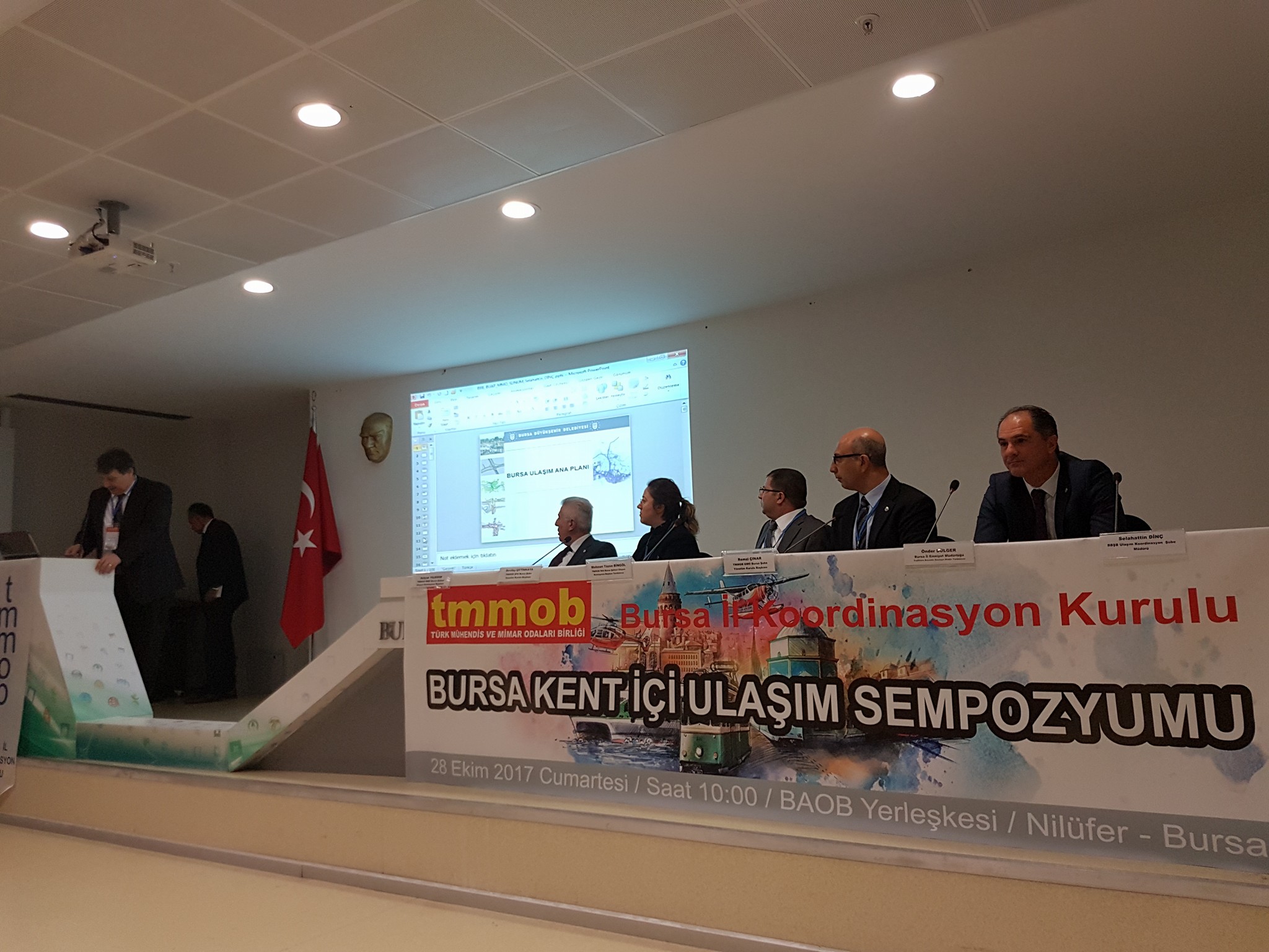 TMMOB BURSA KENT İÇİ ULAŞIM SEMPOZYUMU GERÇEKLEŞTİRİLDİ.