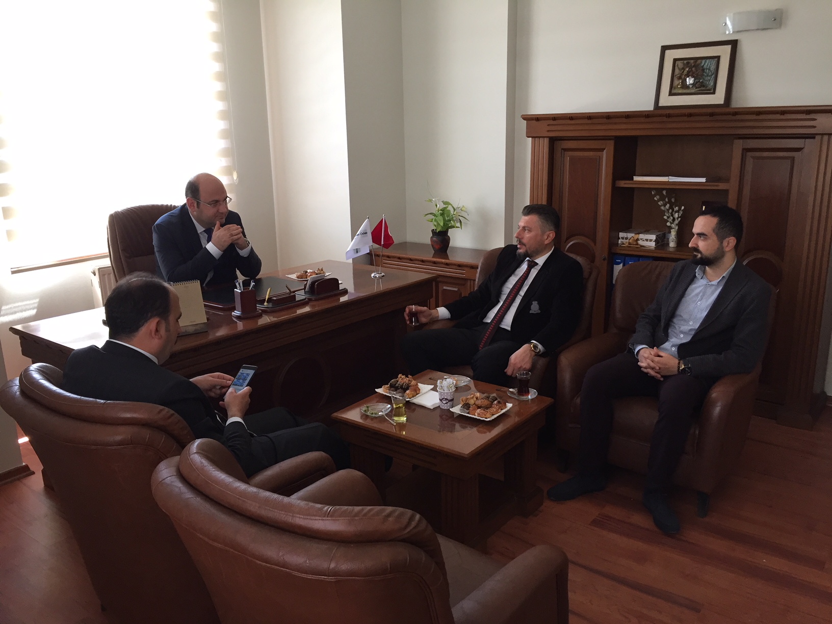 SELÇUKLU BELEDİYE BAŞKANI UĞUR İBRAHİM ALTAY ŞUBEMİZİ ZİYARETE GELDİLER