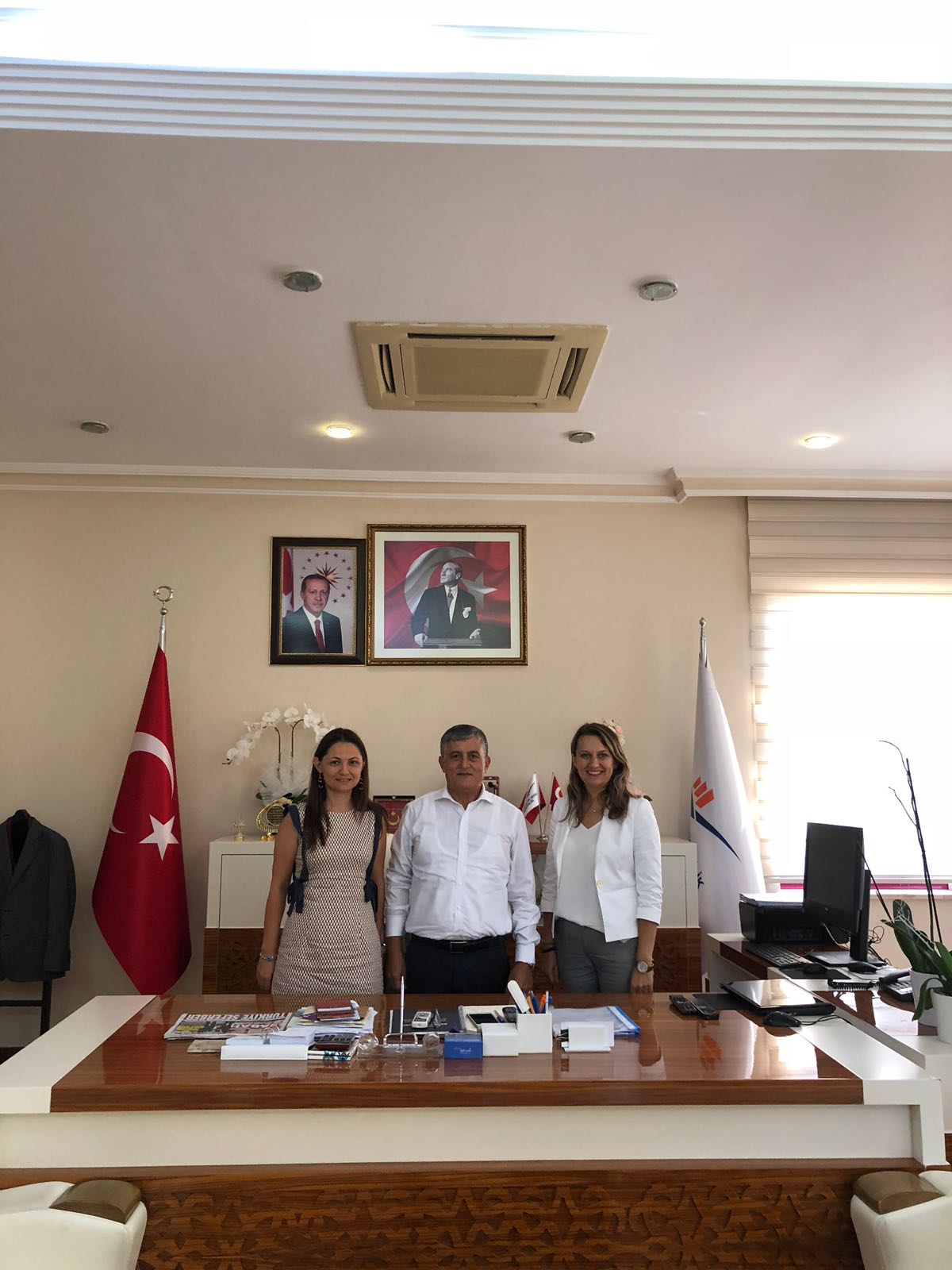 ANTALYA ÇEVRE VE ŞEHİRCİLİK İL MÜDÜRÜ TEVFİK ALTINAY`I ZİYARET ETTİK.