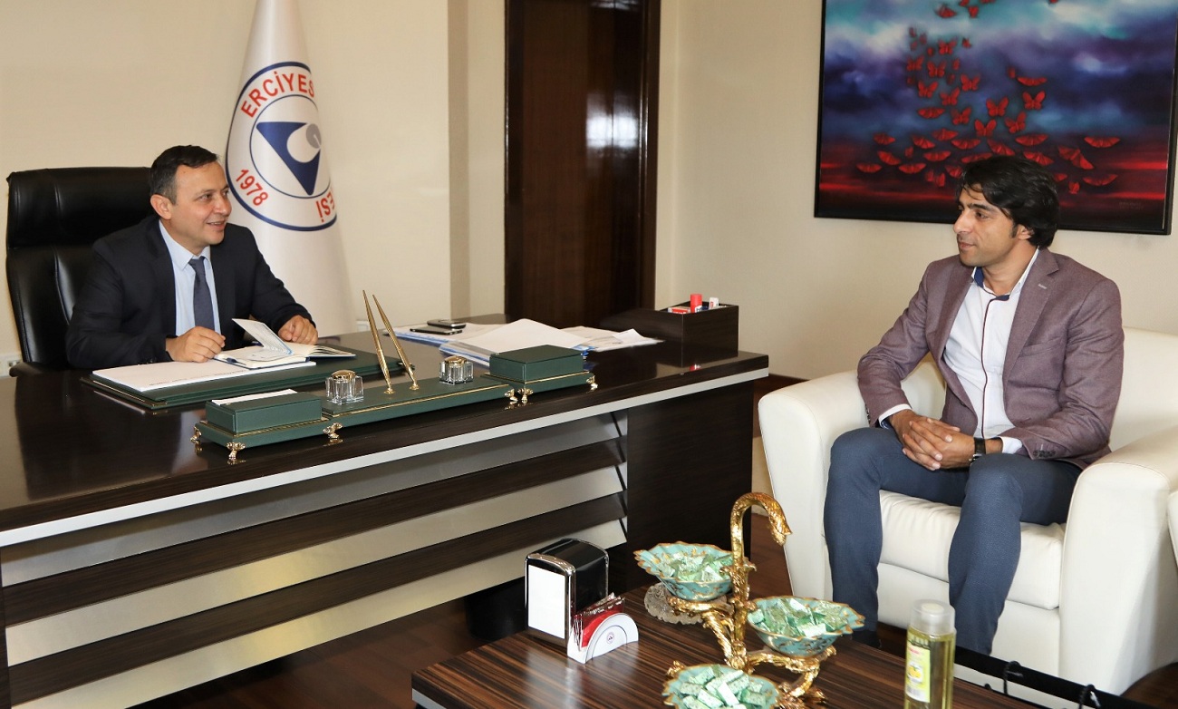 ERCİYES ÜNİVERSİTESİ REKTÖRÜ PROF. DR. MUSTAFA ÇALIŞ`A HAYIRLI OLSUN ZİYARETİNDE BULUNDUK