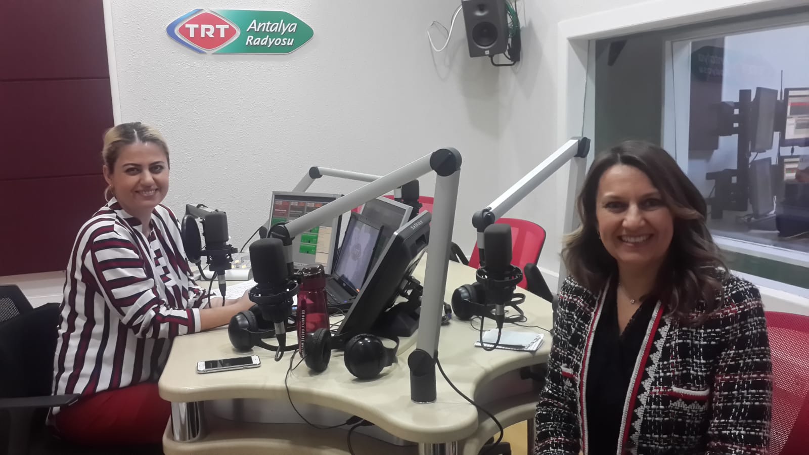 TRT ANTALYA RADYOSU PROGRAMINA CANLI YAYIN KONUĞU OLARAK KATILDIK.