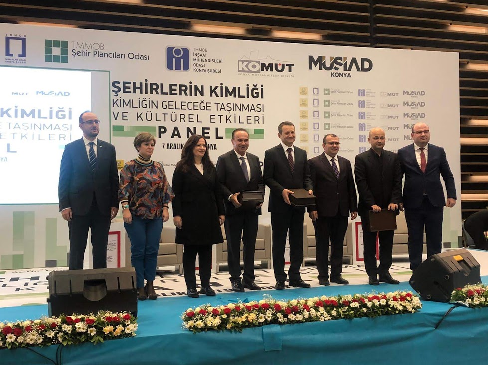 ŞEHİRLERİN KİMLİĞİ, KİMLİĞİN GELECEĞE TAŞINMASI VE KÜLTÜREL ETKİLERİ PANELİNE KATILDIK.