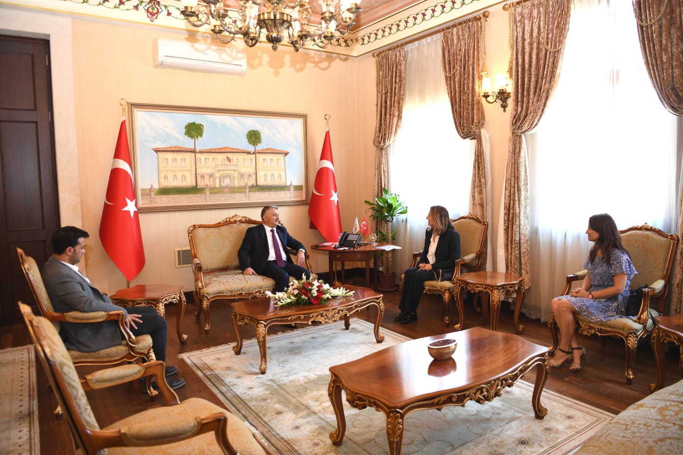 ŞUBEMİZ YÖNETİM KURULU ANTALYA VALİLİĞİ ZİYARETİ