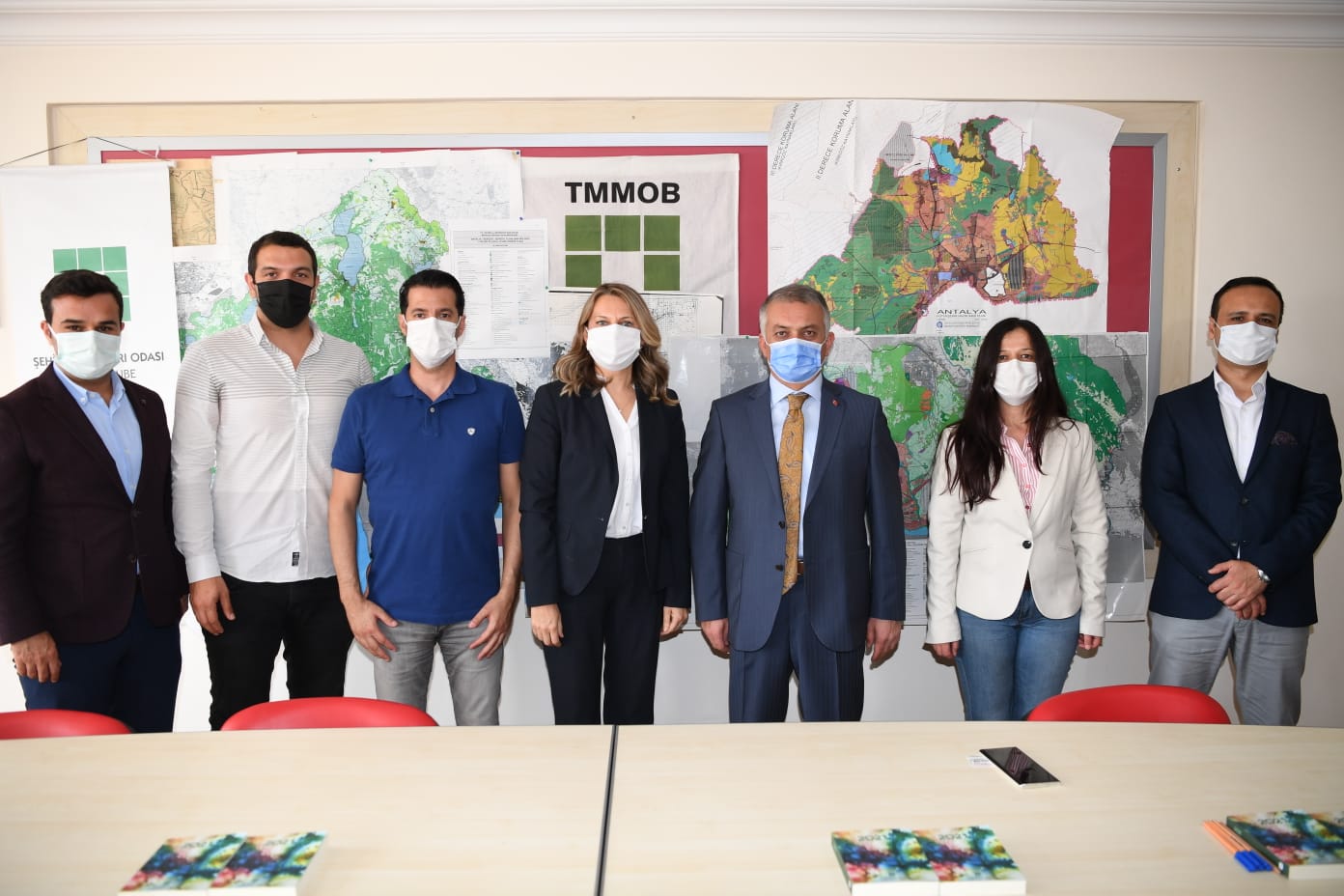  ANTALYA VALİSİ SAYIN ERSİN YAZICI ŞUBEMİZİ ZİYARET ETMİŞTİR.