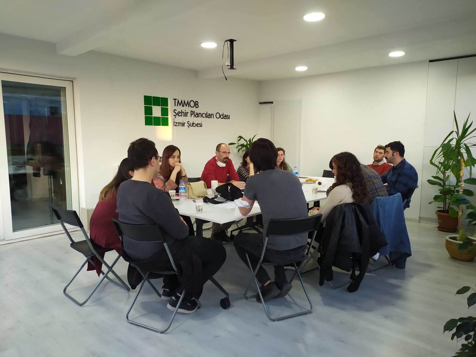 TMMOB KAMPANYASI VE İŞSİZLİK SORUNU VE ÜCRETLİ ÇALIŞAN PLANCILAR KOMİSYONU TOPLANTISI HAKKINDA BİLGİLENDİRME