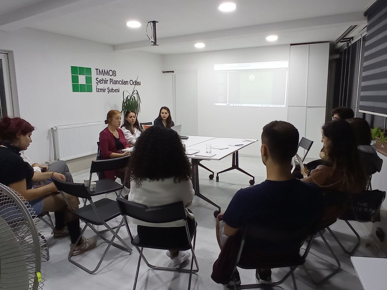 HAYVAN HAKLARI VE TÜM CANLILAR İÇİN GÜVENLİ YAŞAM ALANLARI BAŞLIKLI BİR SÖYLEŞİ GERÇEKLEŞTİRDİK