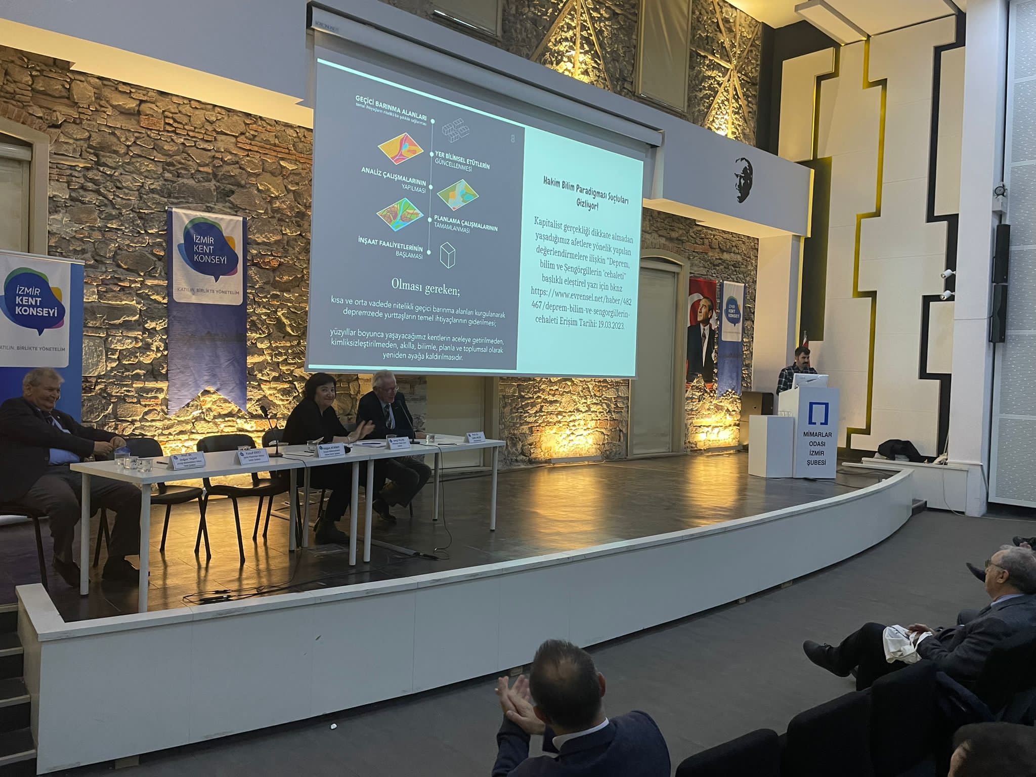 DEPREMLE YAŞAM SEMPOZYUMU GERÇEKLEŞTİ