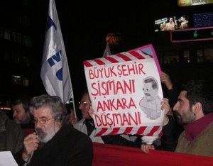 TMMOB`DAN GÖKÇEK`E "EN PAHALI ULAŞIM" ÖDÜLÜ